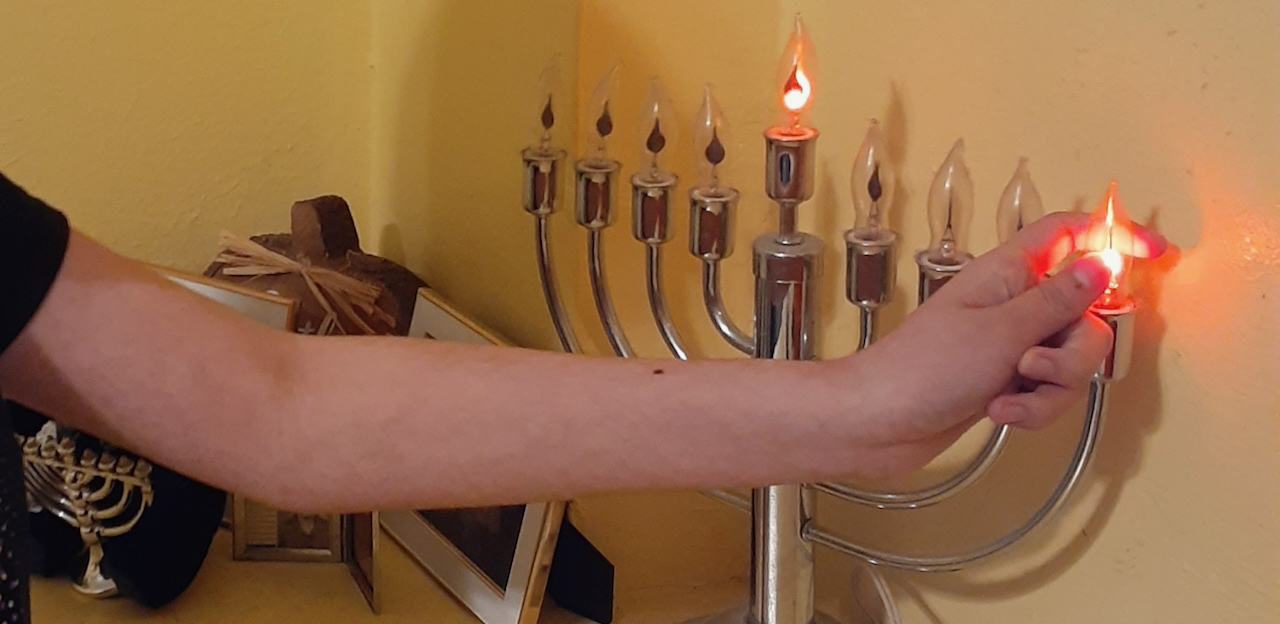 Voices Can Christians celebrate Hanukkah?