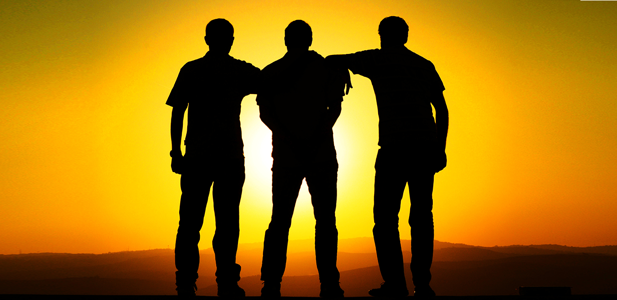 Юрий глоба. David gandy 2022. Мужчина со спины. Силуэт мужчины. Одинокий парень со спины.